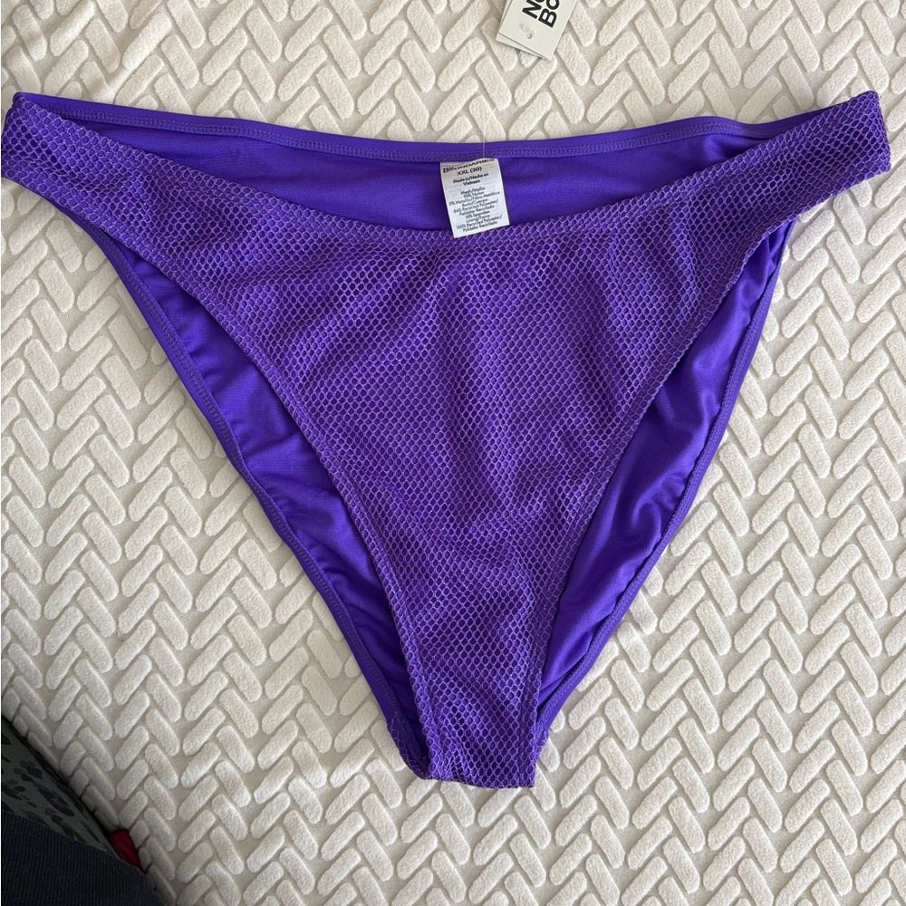 No Boundaries Women’s Vibrant Purple Bikini Bottom NWT